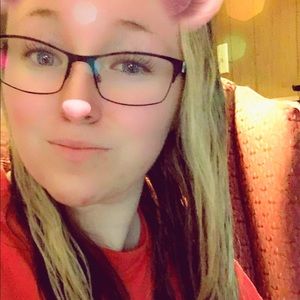 Meet your Posher, Brooke